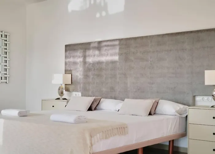 Villa Romeo Cerca De La Playa De Talamanca E Ibiza *