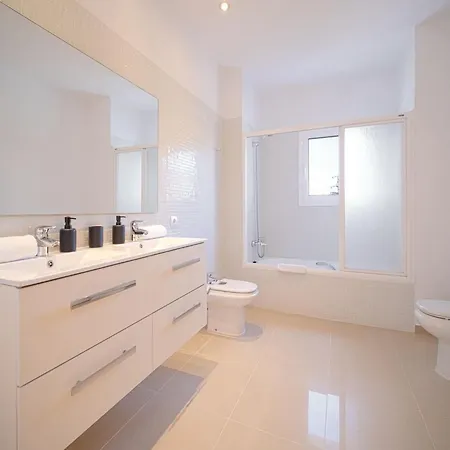 Romeo 2km From Ibiza Town And 1km From Talamanca *