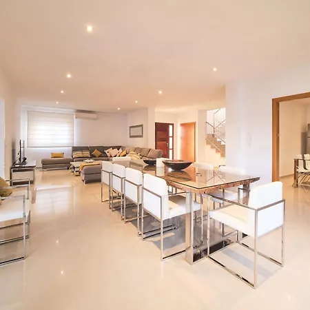 Romeo 2km From Ibiza Town And 1km From Talamanca Villa