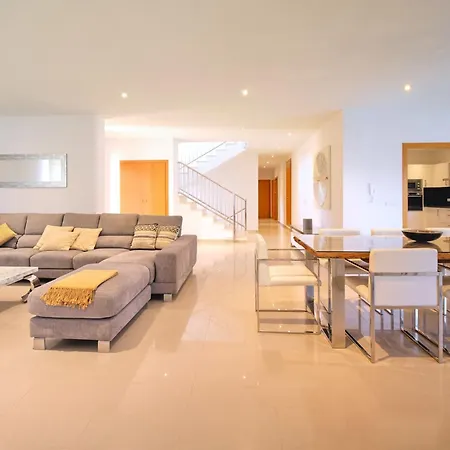 Villa Romeo 2km From Ibiza Town And 1km From Talamanca