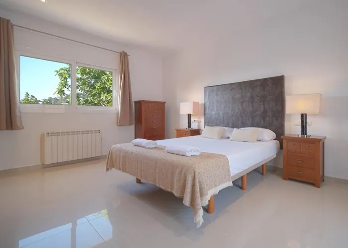 Romeo Cerca De La Playa De Talamanca E Ibiza Santa Eularia des Riu